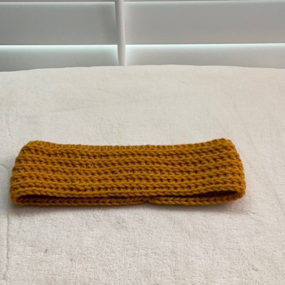 HEADBAND
